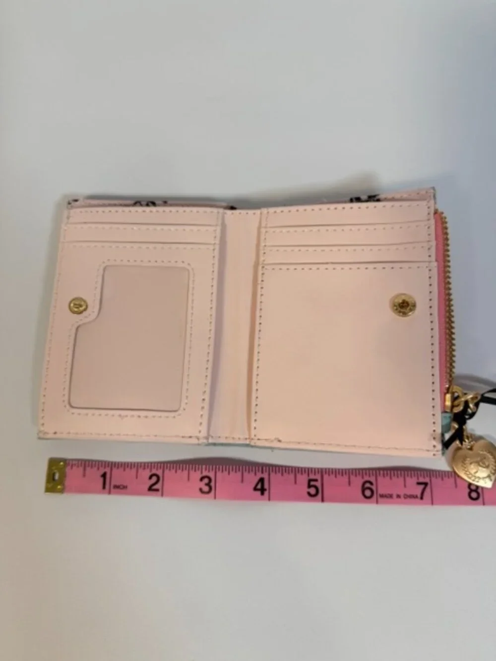 NWT Juicy Couture Terrycloth Blue and Pink Wallet Heart Charm Coin Purse